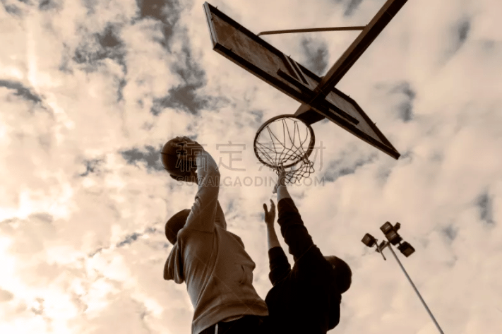 2023社会学：解析博彩业对不发达国家劳动力结构的长期负面影响。（2023社会学视角：博彩业对欠发达国家劳动力结构的长远消极影响）